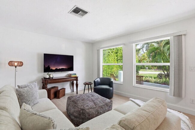 Foto del edificio - 578 100th Ave N