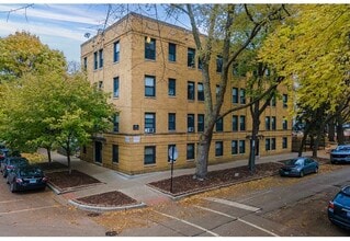 Building Photo - 1056 W Lill Ave