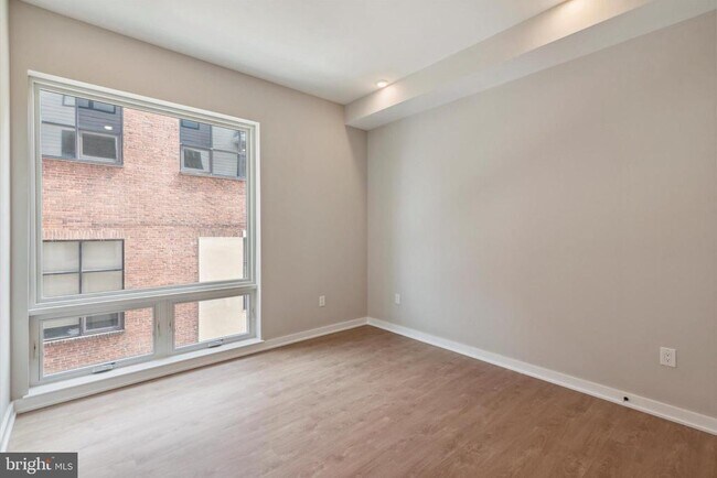 Building Photo - 308 W Chelten Ave