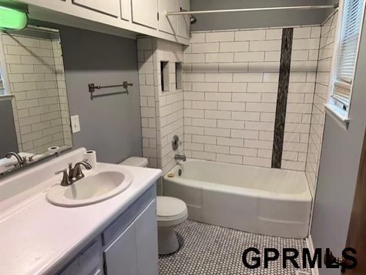 Building Photo - 531 Park Ave