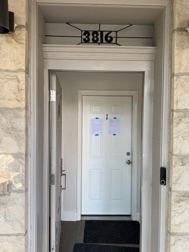 Foto del edificio - 3816 W Polk St