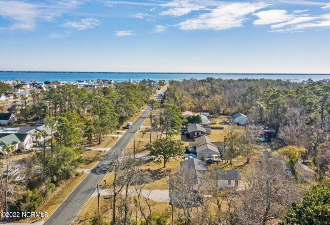 Building Photo - 184 Salty Shores Rd