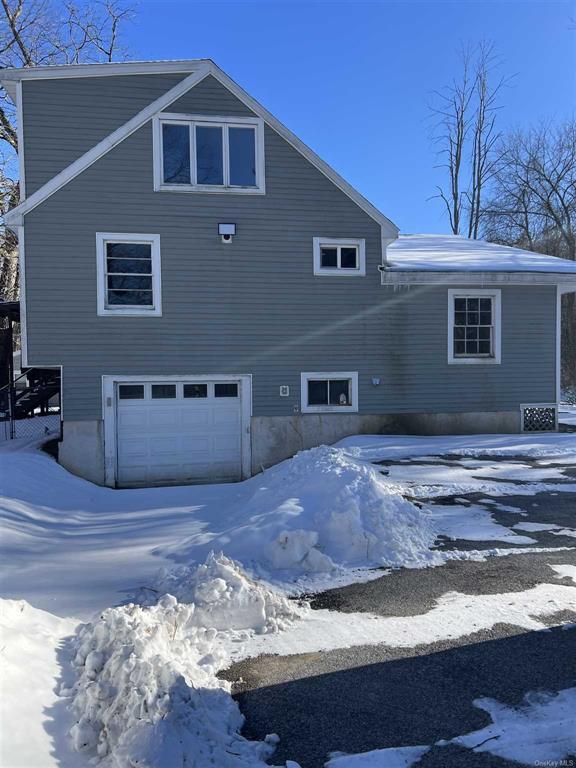 Building Photo - 20 Eckelman Dr