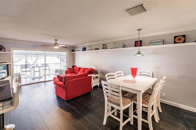 Building Photo - 6053 E Peppertree Way