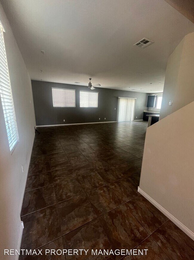 Foto del edificio - 4 br, 3 bath House - 7786 BRITTON ROSE DR