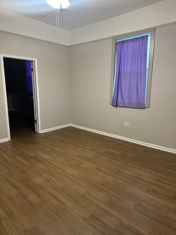 Foto del edificio - 1656 Pleasure St