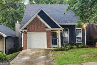Building Photo - 1354 Gates Dr SE
