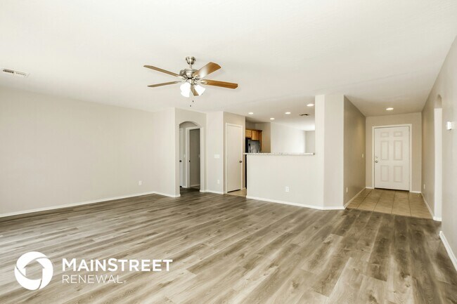 Foto del edificio - 2612 E Paradise Ln