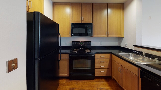 Interior Photo - Edgewater