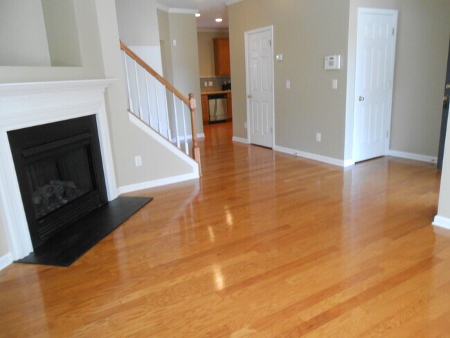 Building Photo - 3304 Archdale Dr