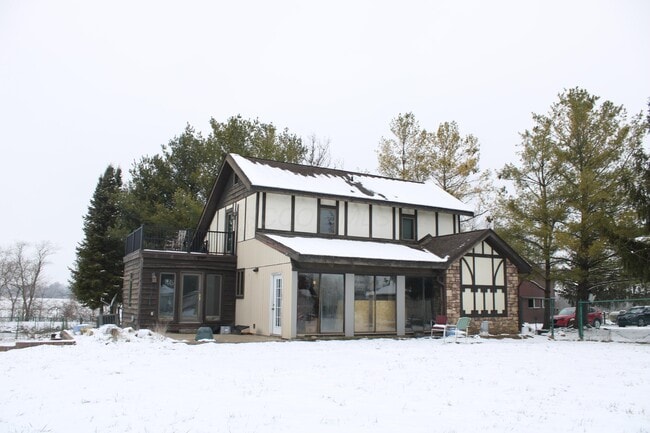 Building Photo - 4585 Homer Rd NW