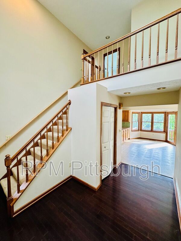 Building Photo - 117 Pauline Dr