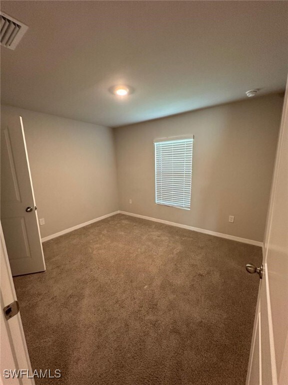 Foto del edificio - 3706 Garden Blvd