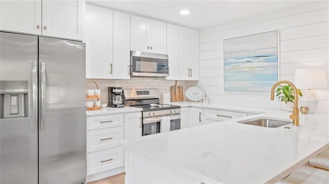 Foto del edificio - 512 S Harbour Oaks Dr