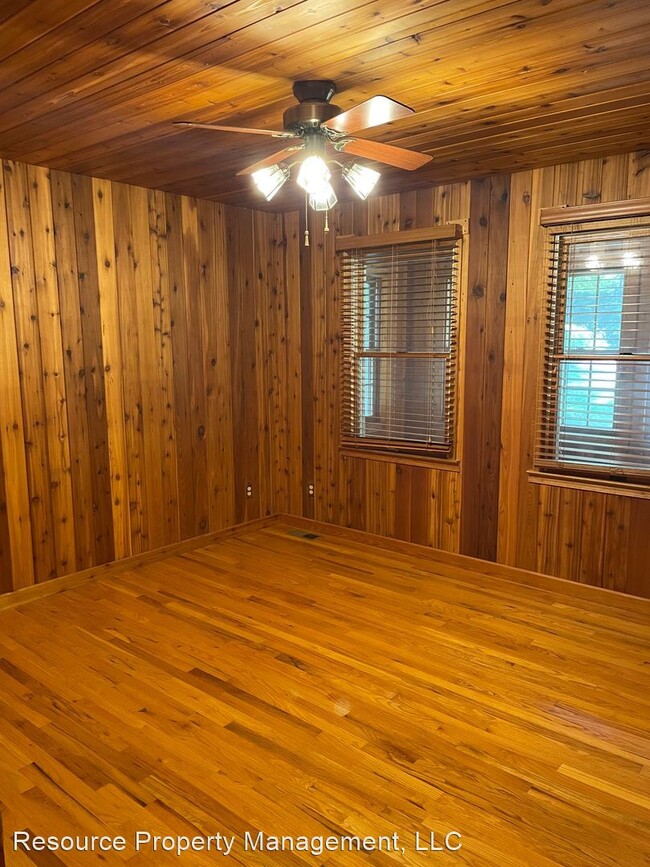 Building Photo - 4 br, 3 bath House - 9125 Ponderosa Trail