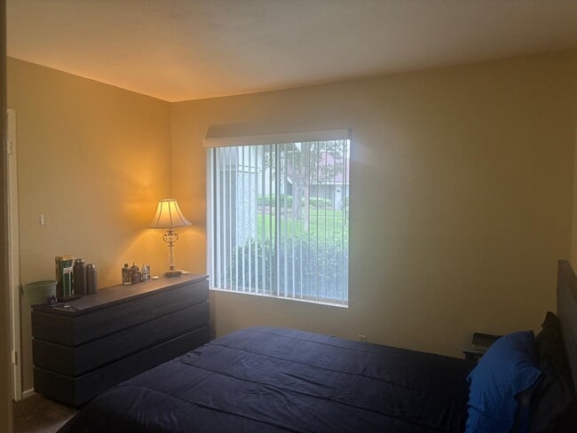 Building Photo - 15 Wintergreen