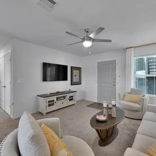 Foto del edificio - Relax & Thrive | 1-Bed in a Vibrant Community!