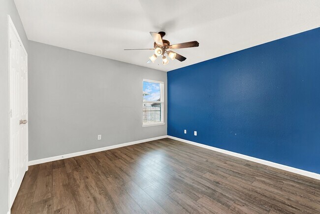 Foto del edificio - 4613 Mountain Oak St