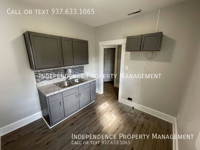 Building Photo - Franklin Residences