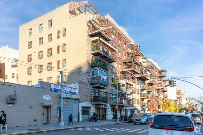 Foto del edificio - 505 Flushing Ave