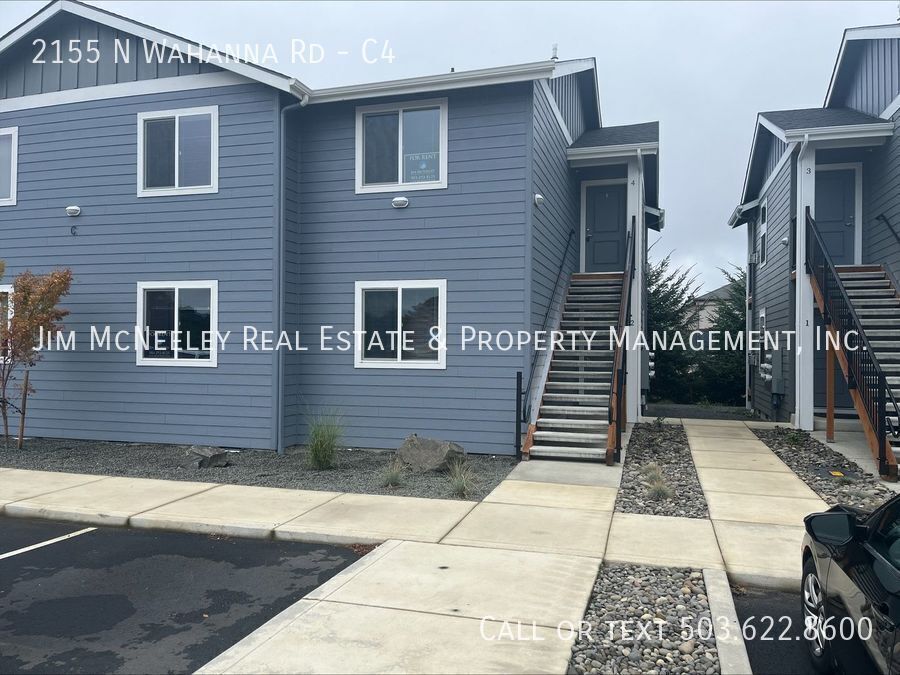 Primary Photo - Upstairs Unit 2 bed/1 bath units in 4-plex