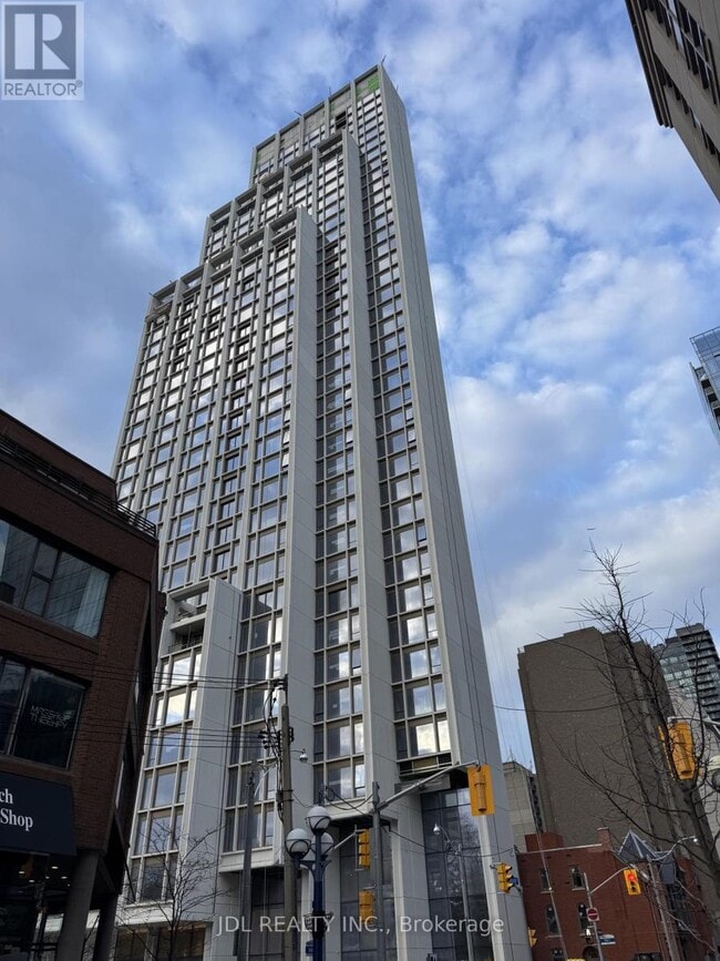 Building Photo - 1315 Bay St.