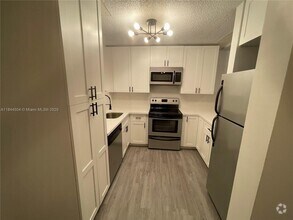 Building Photo - 14931 SW 82nd Ln