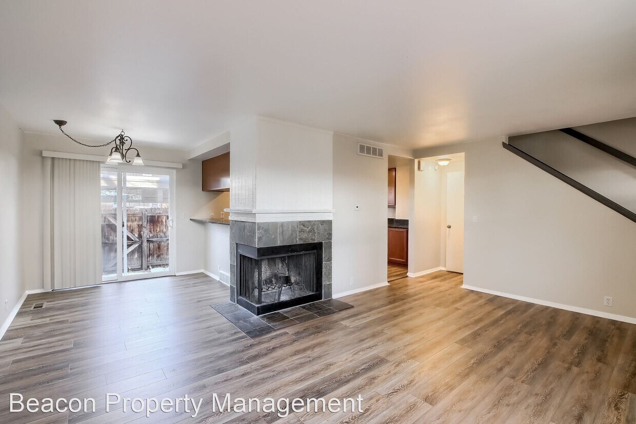 8724 E Roundtree Ave, Greenwood Village, CO 80111 House Rental in Greenwood Village, CO