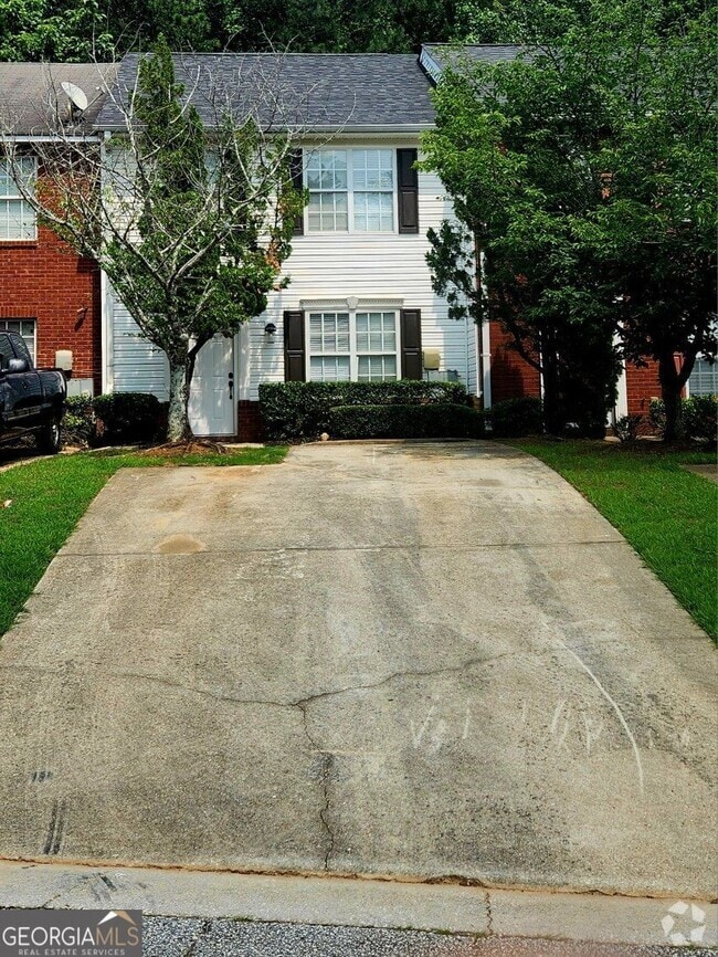 Building Photo - 2316 Strathmoor Manor Dr