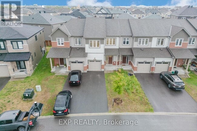 Building Photo - 92 Natare Pl