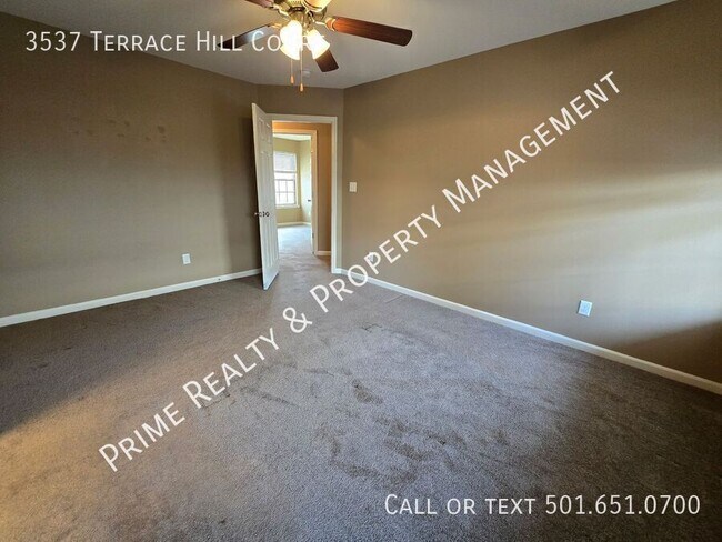 Foto del edificio - 3537 Terrace Hill Ct