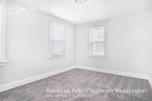 Building Photo - 157 Lane Ave NW