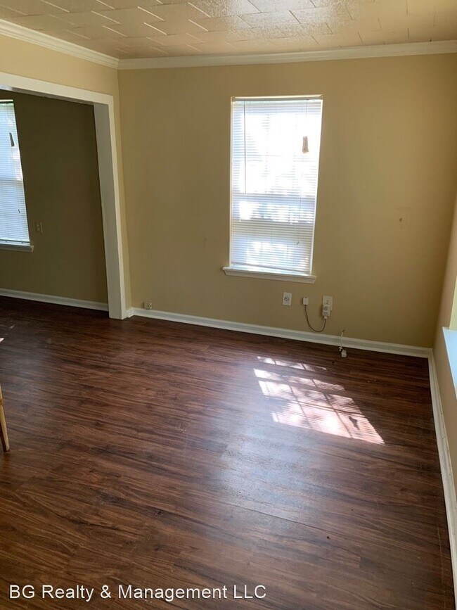 Foto del edificio - 2 br, 1 bath House - 125 S Refinery