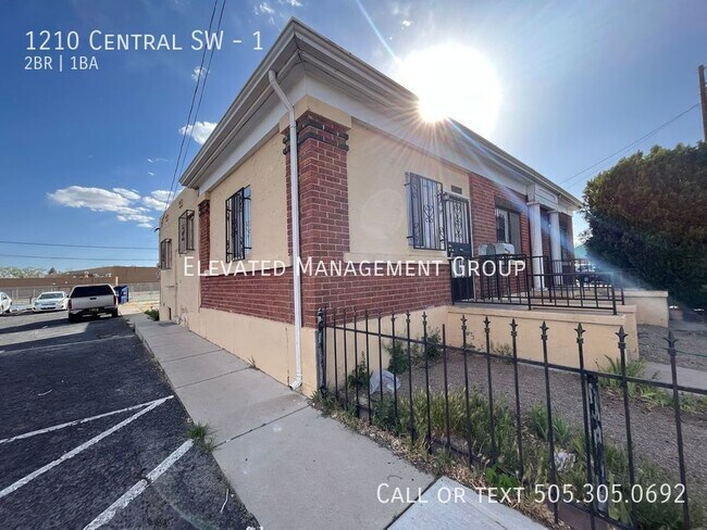 Foto del edificio - 1210 Central Ave SW
