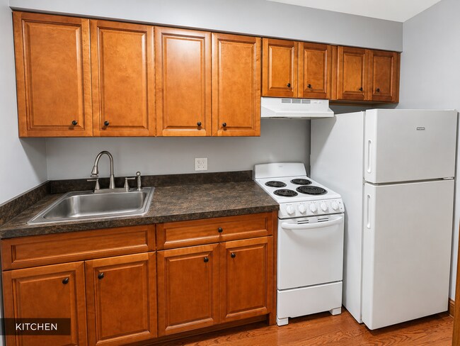 Foto del edificio - 1-Bedroom Apartment with Reserved Parking – Unit 8