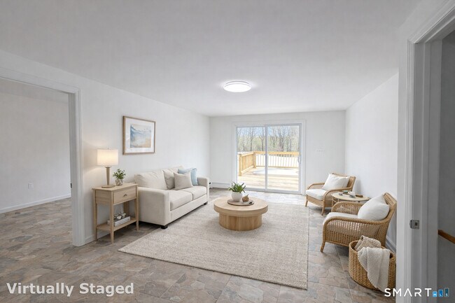 Foto del edificio - 15 Dairy Farm Rd