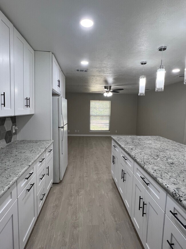 Foto del edificio - 621 Driftwood Trail