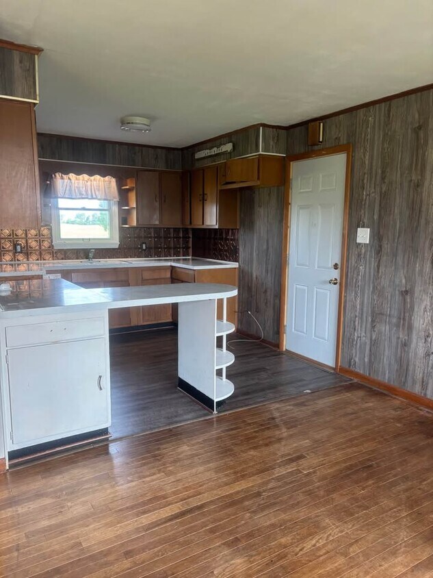 Kitchen - 1884 OH-121