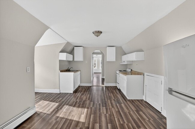 Building Photo - 107 Brown Pl