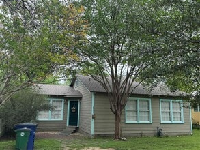 Building Photo - 4903 Caswell Ave