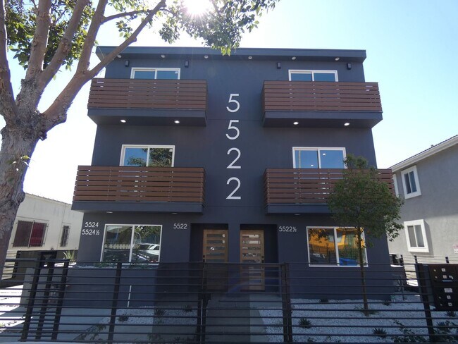Foto del edificio - 5522 Barton Ave