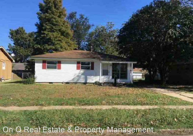 Building Photo - 3 br, 1 bath House - 105 S. Magnolia