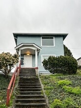 Building Photo - 2315 Grand Ave
