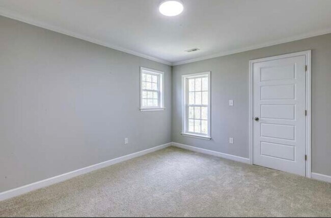 Foto del edificio - 9325 Kennebec Rd
