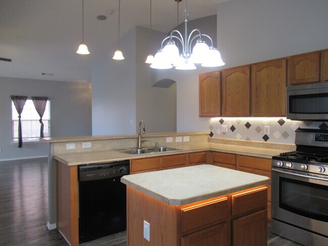 Building Photo - 5527 Mansfield Pl NW