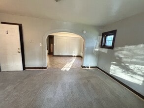 Building Photo - 3112 N 38th St