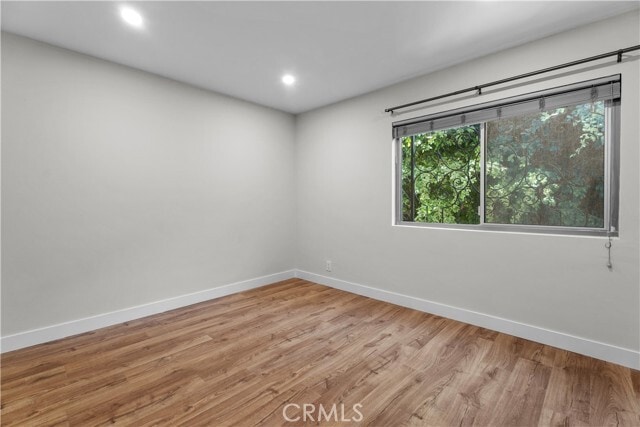 Building Photo - 6752 Hillpark Dr