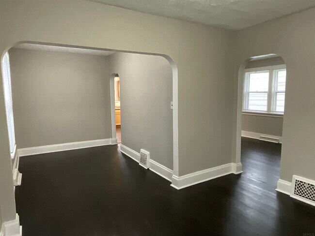 Foto del edificio - 1802 S Taylor St