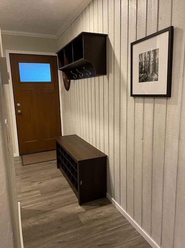 Foto del edificio - Fully Furnished 1 Bed 1 Bath NW Bend