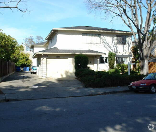 Foto del edificio - 1229 W Mc Kinley Ave